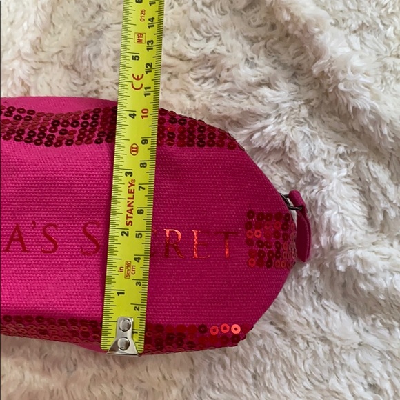 ‼️SOLD‼️Victoria Secret Make up pouch - Picture 3 of 5